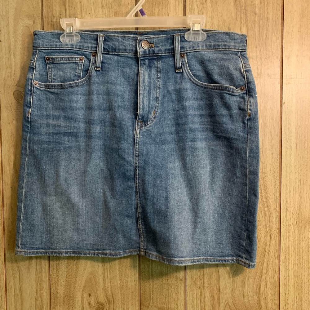Classic denim skirt